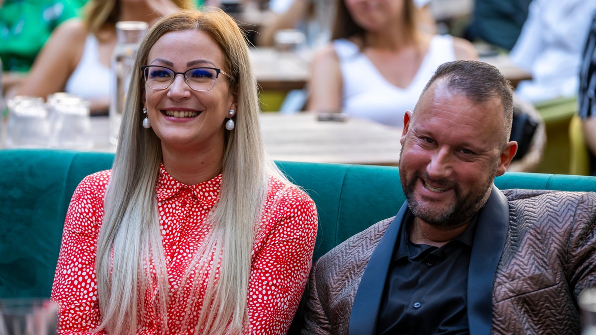 Hidegrázós: Varsányi Réka megcsillogtatta csodálatos énekhangját – videó