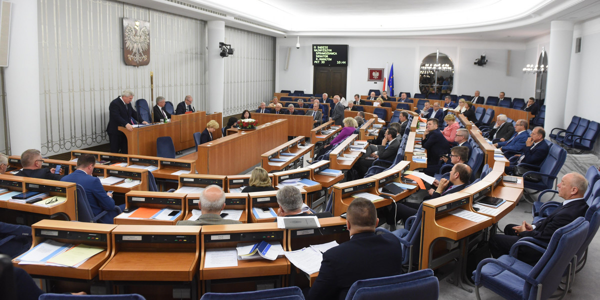 Samorządowcy chcą przejąć Senat