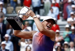 Iga Świątek królową Roland Garros. Po raz czwarty wygrała French Open