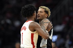 Jeremy Sochan pomylił dyscypliny sportu. Awantura na meczu ligi NBA [WIDEO]