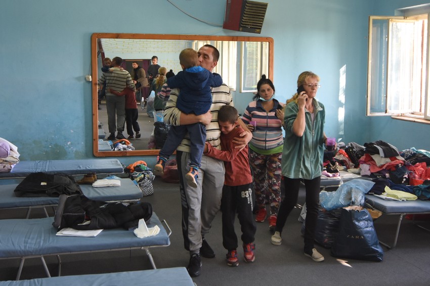 Stanari evakuisani iz zapaljene zgrade