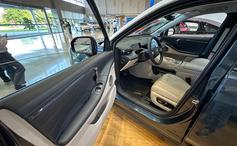 GAC Aion V