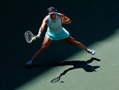 Hurkacz nigdy nie przeszedł 2. rundy US Open. Stephens na drodze Świątek