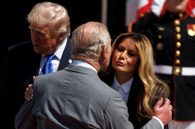 Kralj Čarls i Melanija Tramp