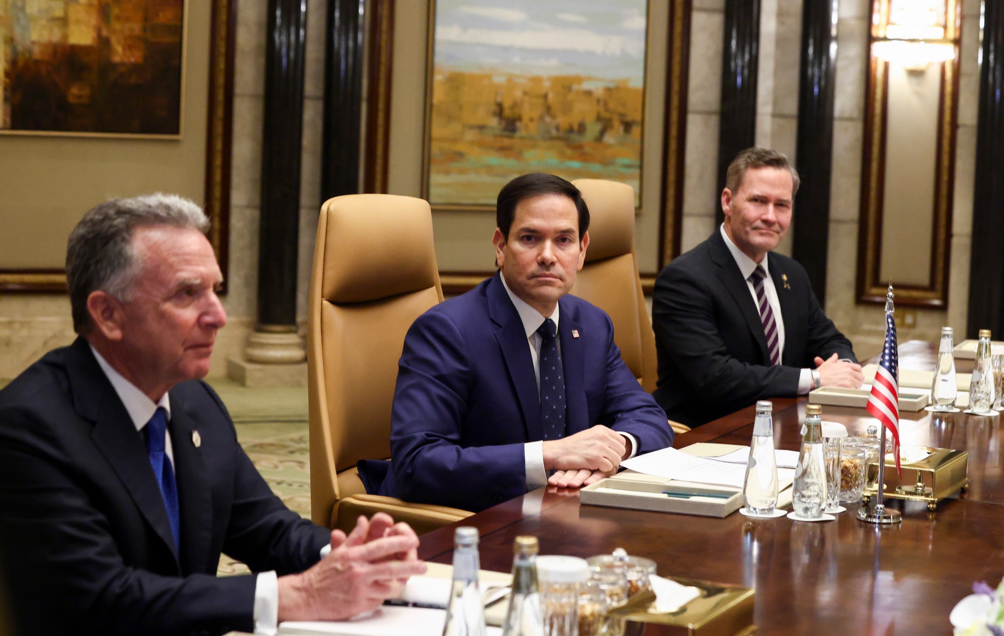 Zľava: Trumpov vyslanec pre Blízky východ Steve Witkoff, minister zahraničných vecí Marco Rubio a poradca pre národnú bezpečnosť Mike Waltz.