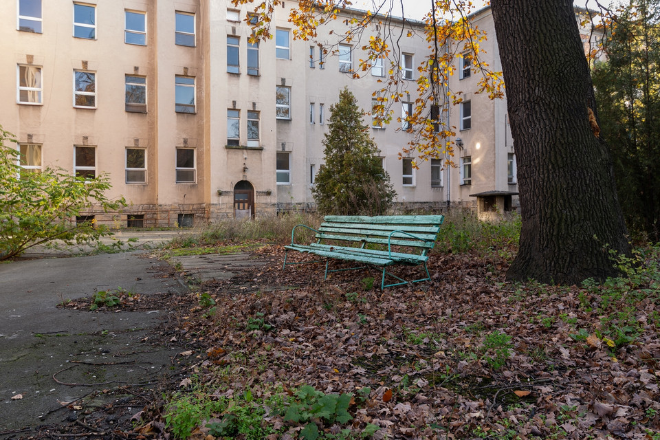 Opuszczony szpital kolejowy we Wrocławiu