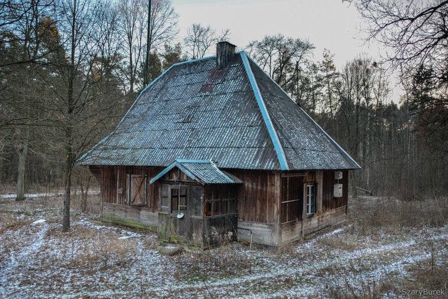 Opuszczona leśniczówka