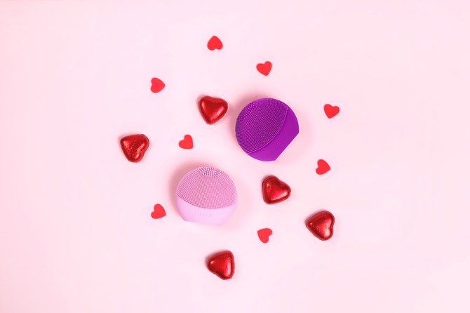 LUNA play plus dostupna u Srbiji u dve boje - pearl pink i purple