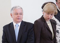 Prezydent szantażuje rząd w sprawie Fotygi