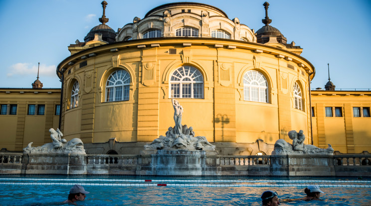 A budapesti Széchenyi fürdő /Fotó: MTI-Balogh Zoltán