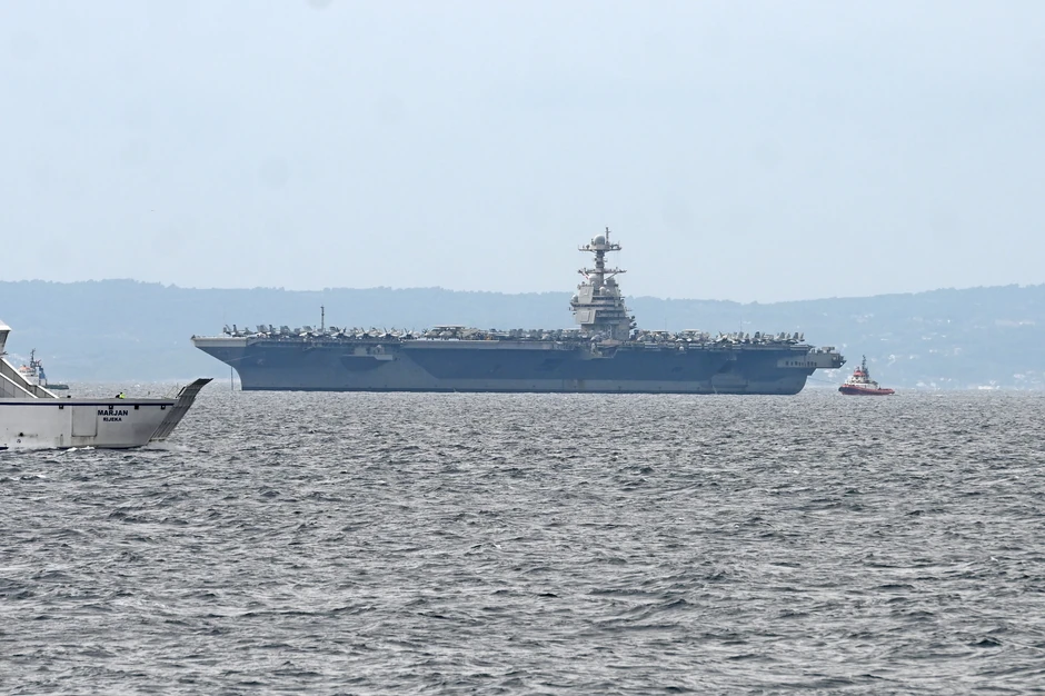 Nosač aviona američke mornarice USS Džerald R. Ford u Splitu