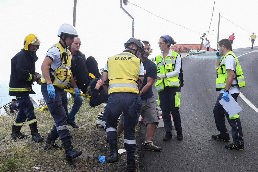 Wypadek autobusu pełnego turystów na Mvaderze. Są zabici i ranni