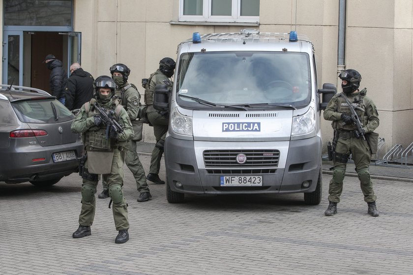 Nowy zarzut dla Kajetana! Odpowie za atak na policjanta