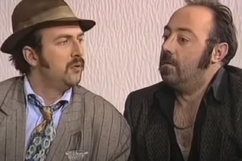 Đoša i Tika Špic u seriji "Porodično blago"