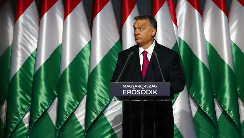 Kiderült: ezt tervezi Orbán Viktor a plakátkampánnyal