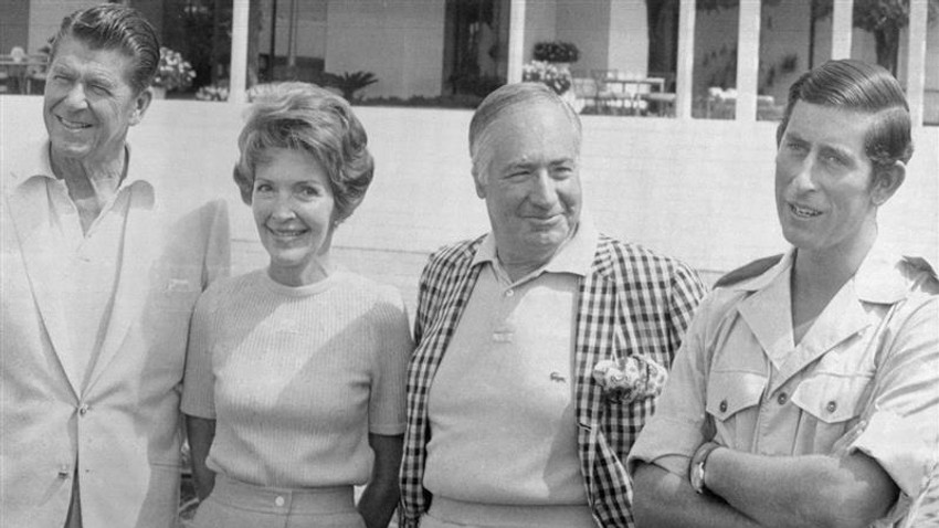 Čarsl je upoznao tadašnjeg guvernera Kalifornije Ronalda Regana, kasnije američkog predsednika, u Palm Springsu 1974. dok je bio na pomorskoj službi u San Dijegu | Foto: Getty Images