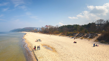 Piękne plaże, klify, wikingowie i tajemnice Hitlera