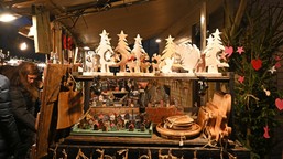 niezwykły jarmark świąteczny w wyjątkowym miejscu. tu kręcono "pana ta