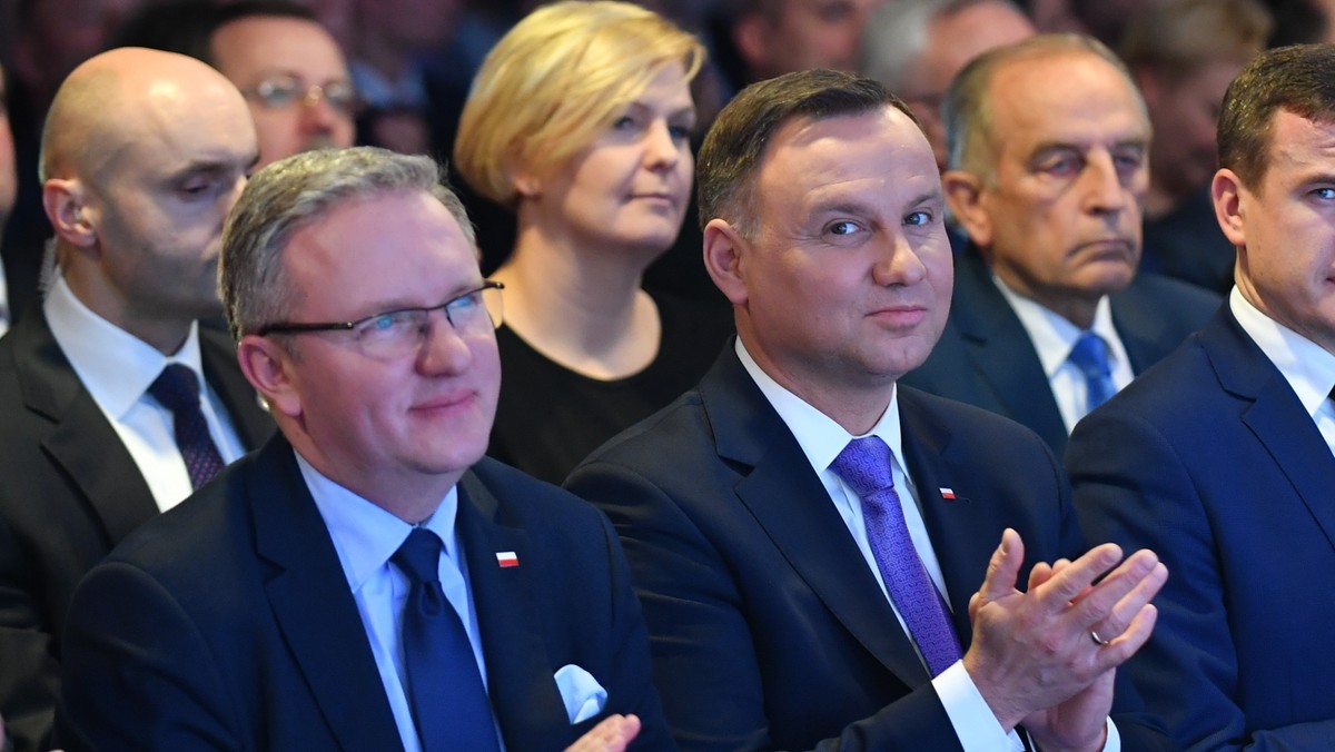 Pozycja Polski w UE oraz wyzwania stojące przed Unią, będą głównymi tematami dzisiejszego wystąpienia prezydenta Andrzej Dudy przed korpusem dyplomatycznym - powiedział szef gabinetu prezydenta Krzysztof Szczerski. Jak mówił, według prezydenta, Europa potrzebuje harmonii, a nie hierarchii.