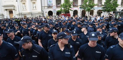 Gigantyczne pieniądze na obstawę miesięcznicy smoleńskiej. Znamy kwotę