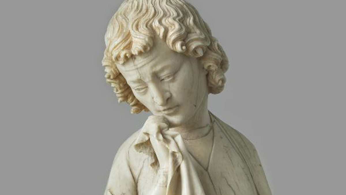 Najsłynniejsze muzeum na świecie, paryski Luwr, poszukuje sponsorów, dzięki którym instytucja będzie mogła zakupić dwie wyjątkowe średniowieczne rzeźby z kości słoniowej. Do zebrania pozostało jeszcze 800 tysięcy euro. Każda, nawet najmniejsza suma pomoże.