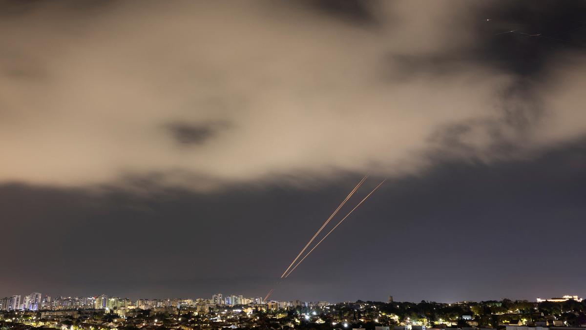 Iran wystrzelił drony i rakiety w stronę Izraela