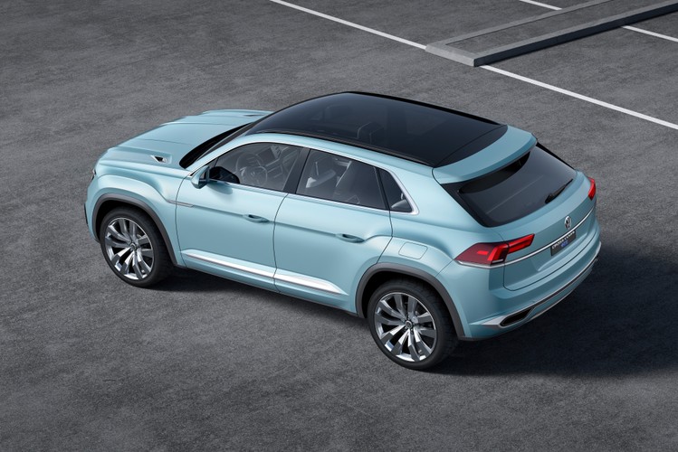 Volkswagen Cross Coupe GTE