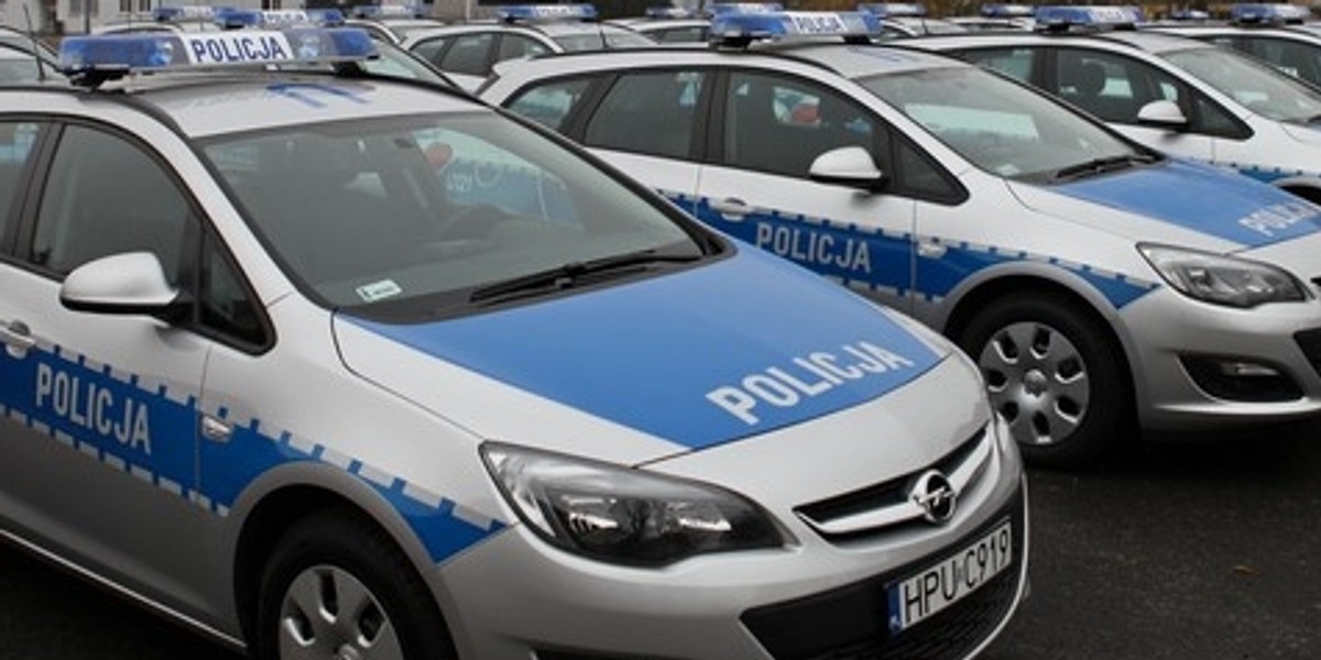 Policjanci otrzymali nowe radiowozy