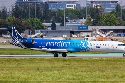 Estonia renacjonalizuje linie lotnicze Nordica. LOT sprzedaje udziały