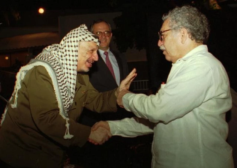 Gabrijel Garsija Markes sa Jaserom Arafatom