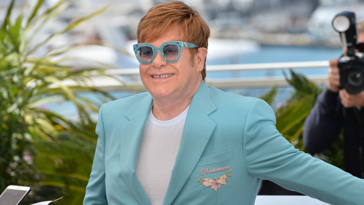 Elton John wygrał z "The Sun" i dostał rekordowe odszkodowanie