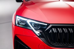 Oto nowa Skoda Octavia! Tak wygląda kombi i liftback, 6 silników do wyboru