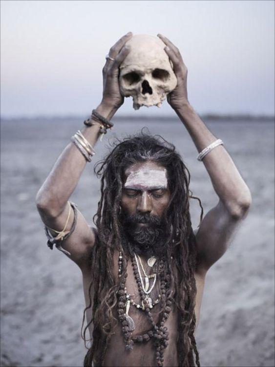 An Aghori man performing rituals [Pinterest]