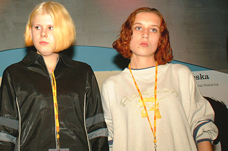 Aleksandra Gietner i Karolina Sobczak w 2001 r.