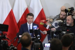 Petru: Nie ma możliwości porozumienia ws. głosowań na Sali Kolumnowej