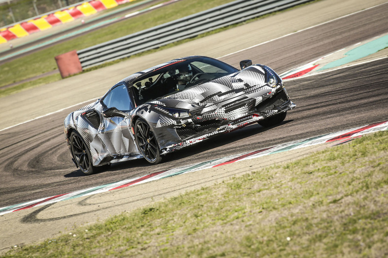 Ferrari 488 Pista - przekracza granice percepcji