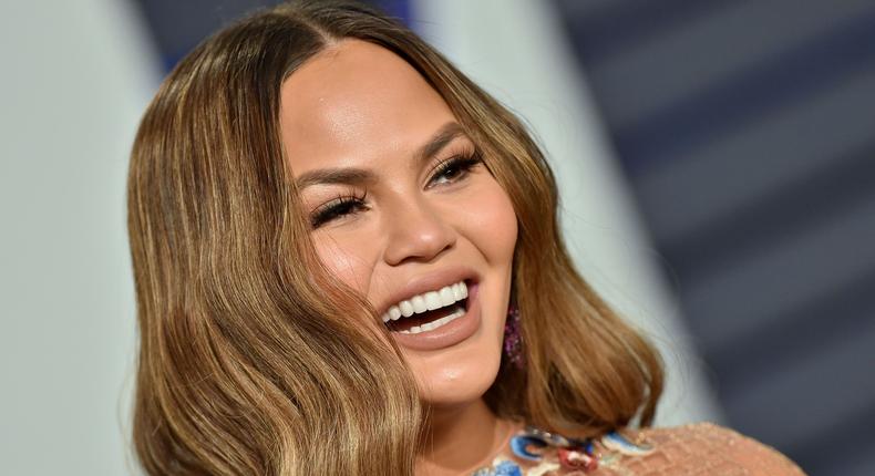 Chrissy Teigen Claps Back At Instagram Troll