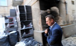 Neumann zaapelował do Brudzińskiego i Ziobry ws. pożaru przy kamienicy, gdzie mieszka poseł Brejza. 'To nie są żarty'