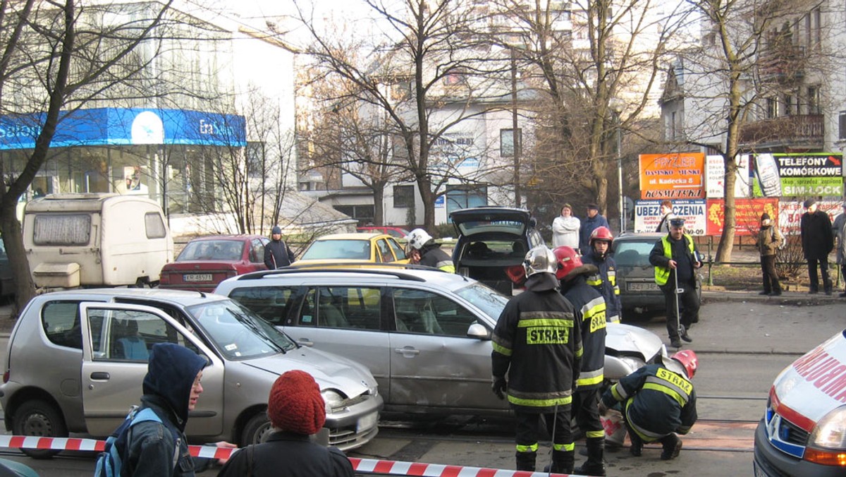 WYPADEK NA ULICY KRÓLEWSKIEJ