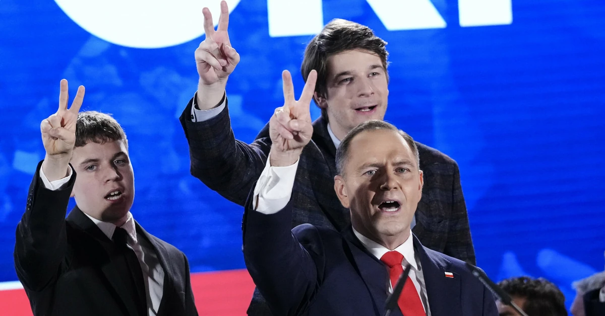 Сын Кароля Навроцкого: «Туск хотел уничтожить и преследовать моего отца»