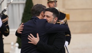 Volodimir Zelenski i Emanuel Makron u Parizu, 1. decembar 2025.