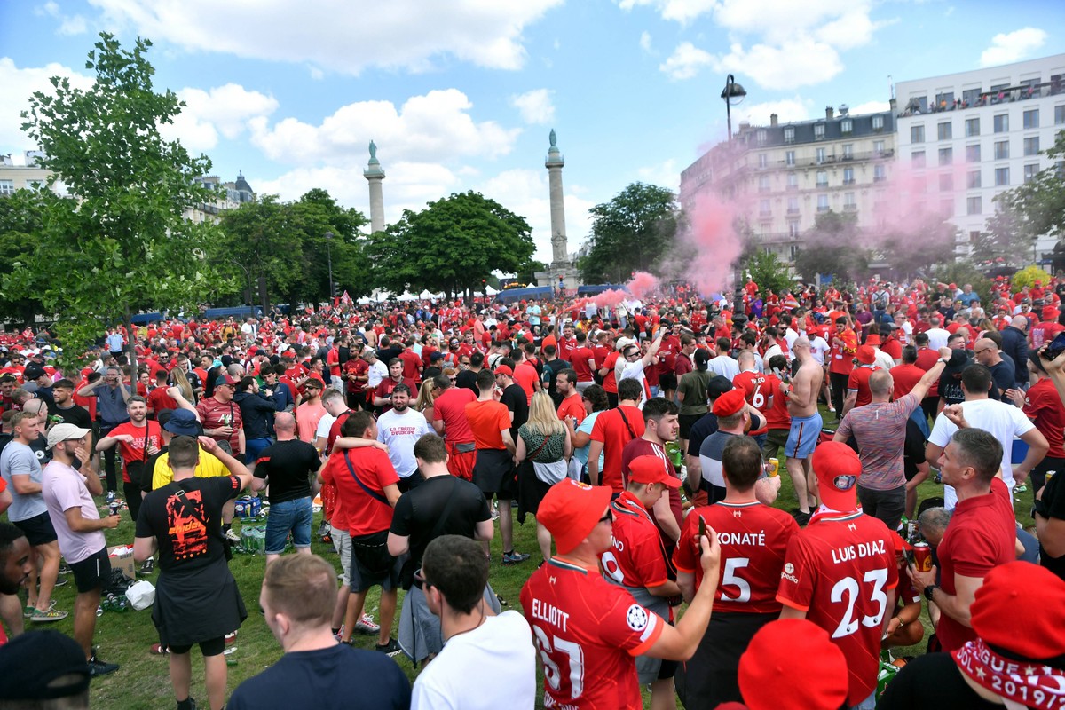 Kibice Liverpoolu przed finałem Ligi Mistrzów w Paryżu