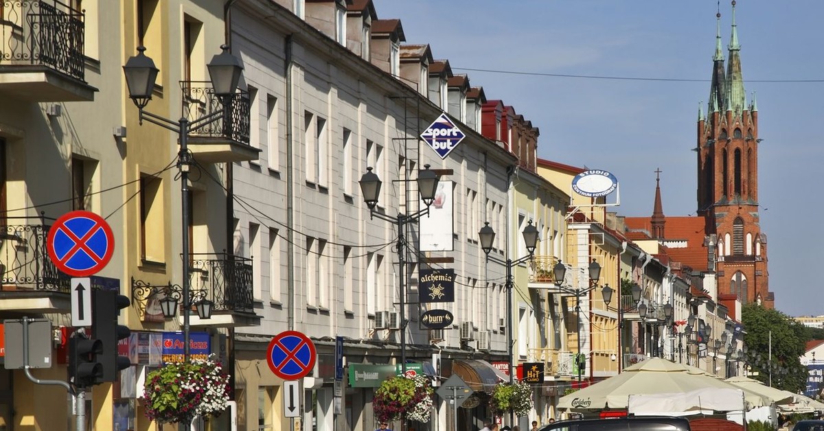 Nietypowy pomysł na wodę z basenu po sezonie. Jedno miasto już to robi