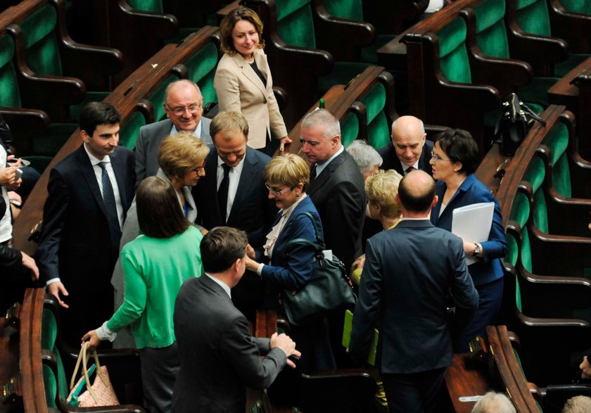 Ewa Kopacz dziarsko zbliża się do premiera