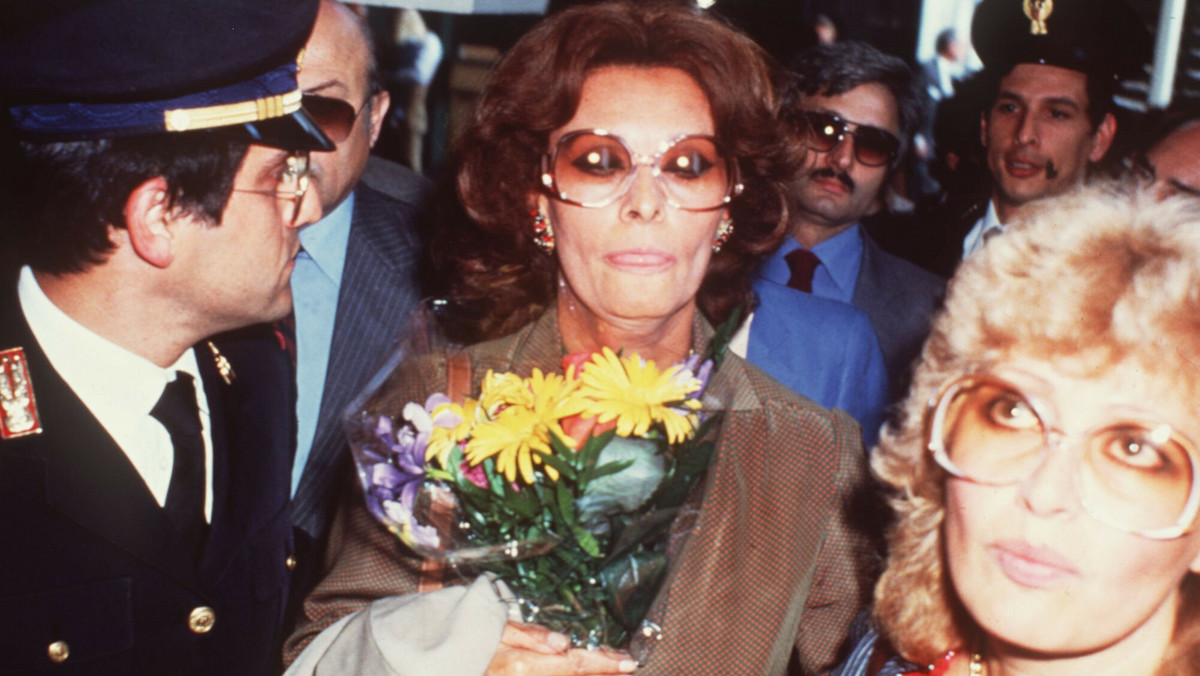 Sophia Loren — gwiazda kina i oszustka finansowa. 19 dni spędziła w "piekle"