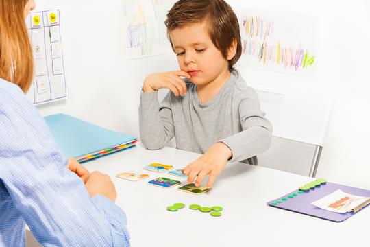 Uz rano prepoznavanje i stručnu podršku, deca sa autizmom mogu značajno da napreduju