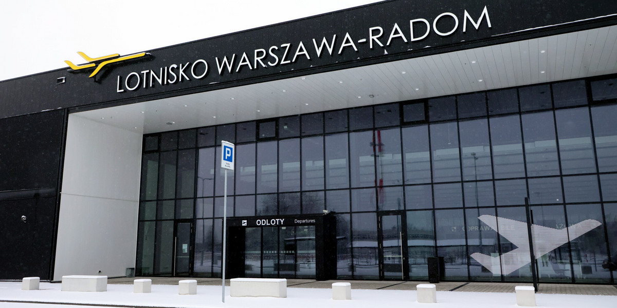 Port Lotniczy Warszawa-Radom.