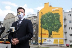 Hołownia: Kaczyński przelicytował