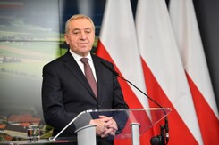 Minister rolnictwa: Zerowy VAT na żywność zostanie utrzymany po...