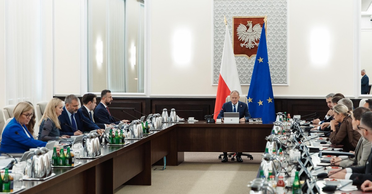 Nadchodzi najbardziej krytykowana podwyżka podatków od lat. Przedsiębiorcy alarmują: rząd uderza w polską gospodarkę podwyżką akcyzy na alkohol